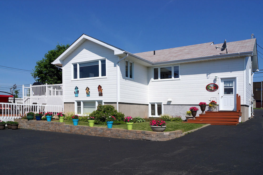 Gite Parfum De Mer Bed And Breakfast Pabos Eksteriør billede